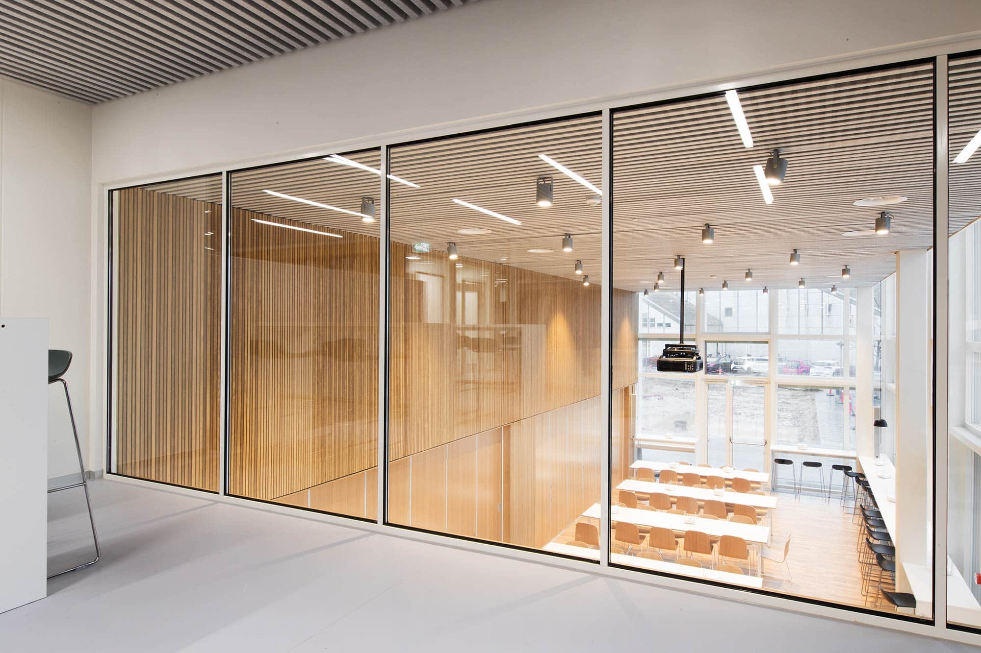 2 DEKO FG Fire Glassvegg - Bergen bygg system